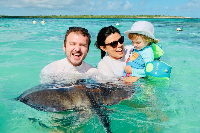 3-Hours Eye-Opening Stingray City Antigua - Transfer R/T included - Key points to know before you book
