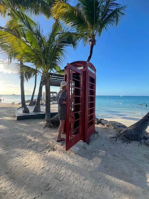 Antigua - Discover and Relax on 2 beaches - Who will enjoy this tour most?