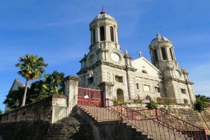 Antigua: The True Antiguan Experience with Lunch & Beverages - Antiguan lunch, drinks, and music