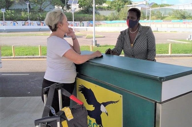 Antigua - VIP Fast Track On Arrival ONLY And Round Trip Transfer - Arrival Fast Track Versus a Standard Taxi