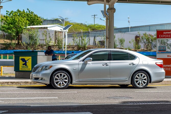 Antigua - VIP Fast Track On Arrival ONLY And Round Trip Transfer - Flight Tracking Helps With Delays