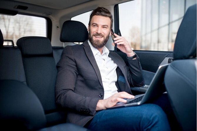 Biggvee Premium Airport One Way Transfer - Key points to know before booking
