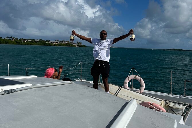 Catamaran private charter - What the $1,800 group price really buys