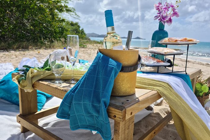 Luxury Private Picnic with Caribbean Cuisine - The Styled Table Changes the Mood