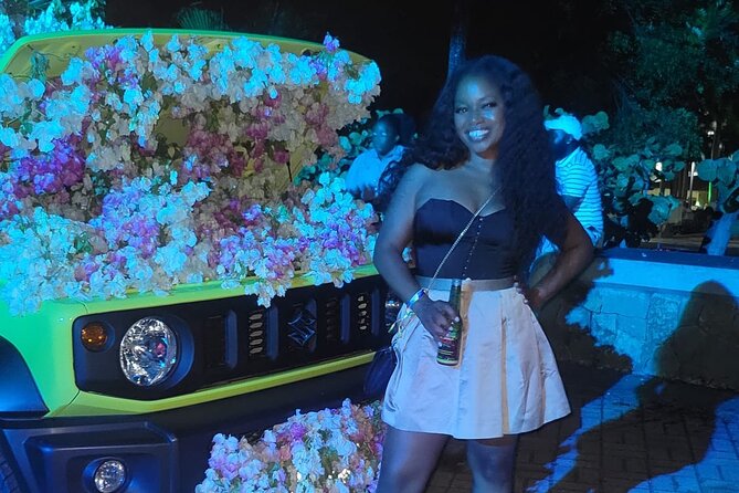 Nightlife Tour of Antigua and Barbuda - Signature Smokes: a lounge finish with cocktails and DJs