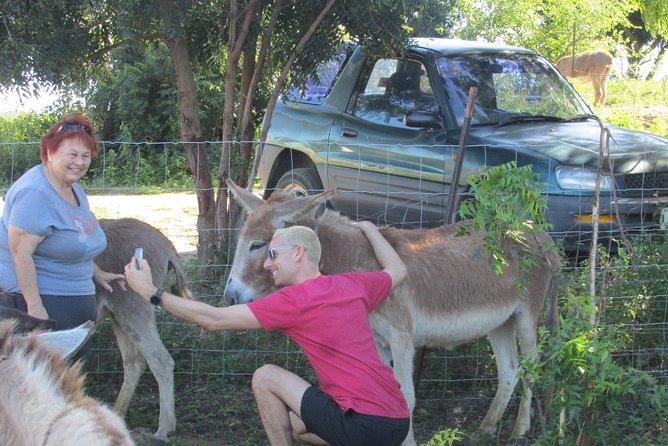 Outback Antigua Tour - The guides: Leona, Robelto, and the human touch