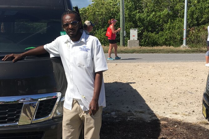 Private Transfer from VC Bird International Airport Antigua - Flight monitoring takes pressure off your arrival
