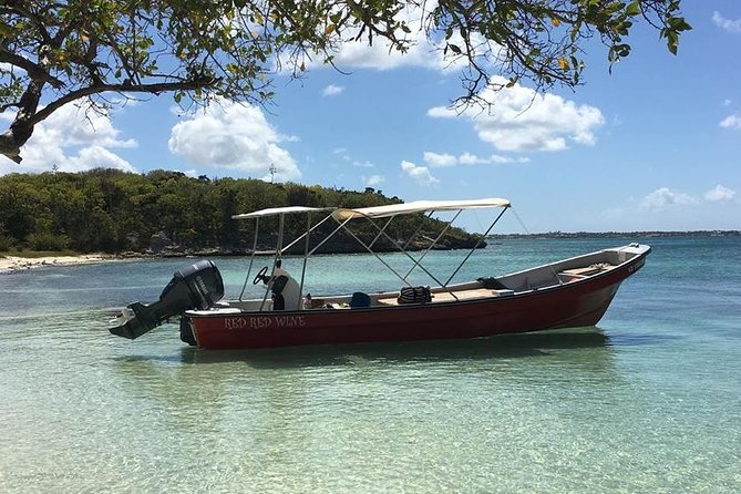 Snorkel and Exclusive Beach Exploration in Antigua - Why this Antigua boat trip works so well