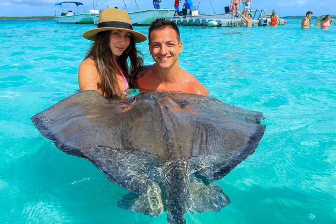 Stingray City experience, Devils Bridge and Long Bay Beach - Why the stingray encounter is the main event