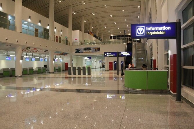 VIP Meet and Greet Fast Track on Arrival at Antigua Airport - without Transfers - Finding your car, taxi, or resort transfer